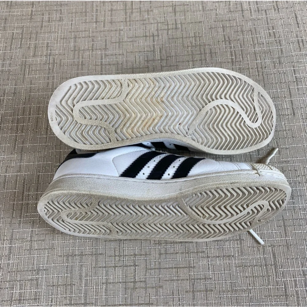 Adidas Vintage Youth Superstar Clamshell White Black Stripes Leather Sneaker Sz4